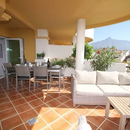 Apartment 4 Bedroom Luxury Duplex With Sea Views By Puerto Banus *